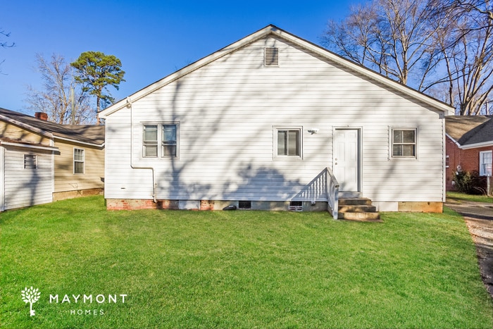 Building Photo - 523 Engleside St