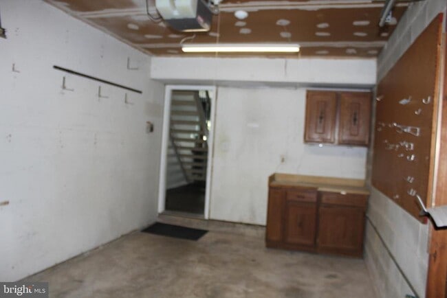 Building Photo - 252 Marble Ct