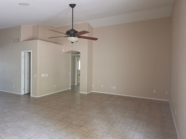 Building Photo - 3BD/2BA South Chandler Home with Pool on Corner Lot!