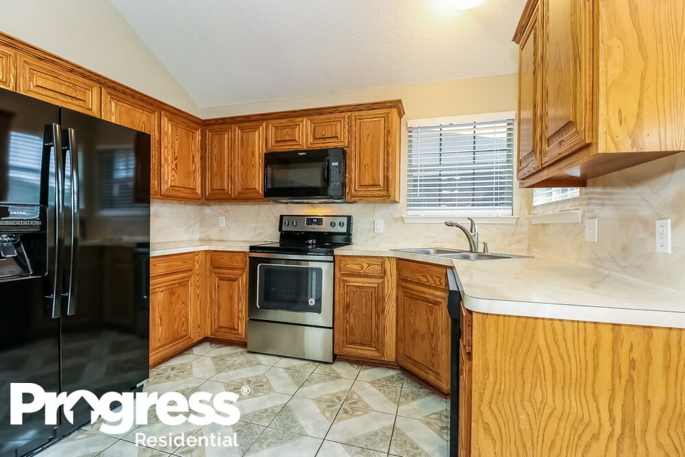 Building Photo - 508 Cambridge Dr