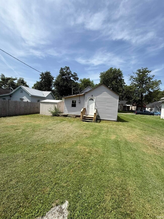 Building Photo - 1326 Buntin St
