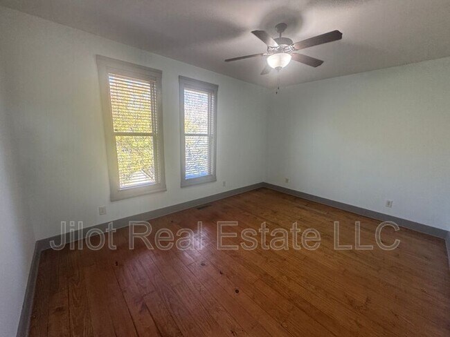 Building Photo - 1806 DeKalb Ave NE