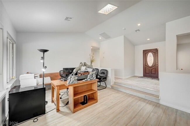 Building Photo - 2288 Tedesca Dr