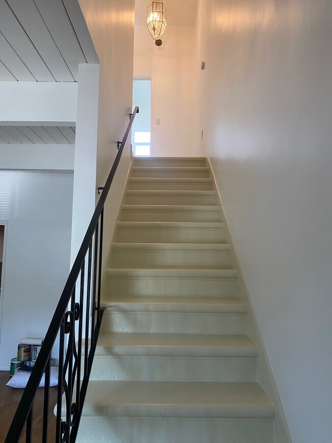 STAIRS TO 2ND FLOOR - 11435 1/2 Venice Blvd