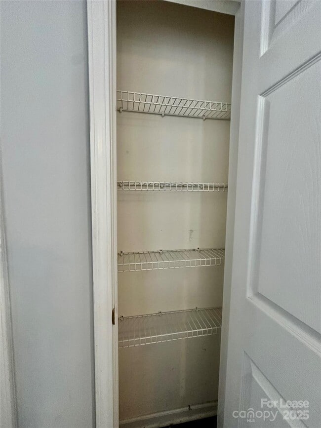 Building Photo - 11119 Amherst Glen Dr