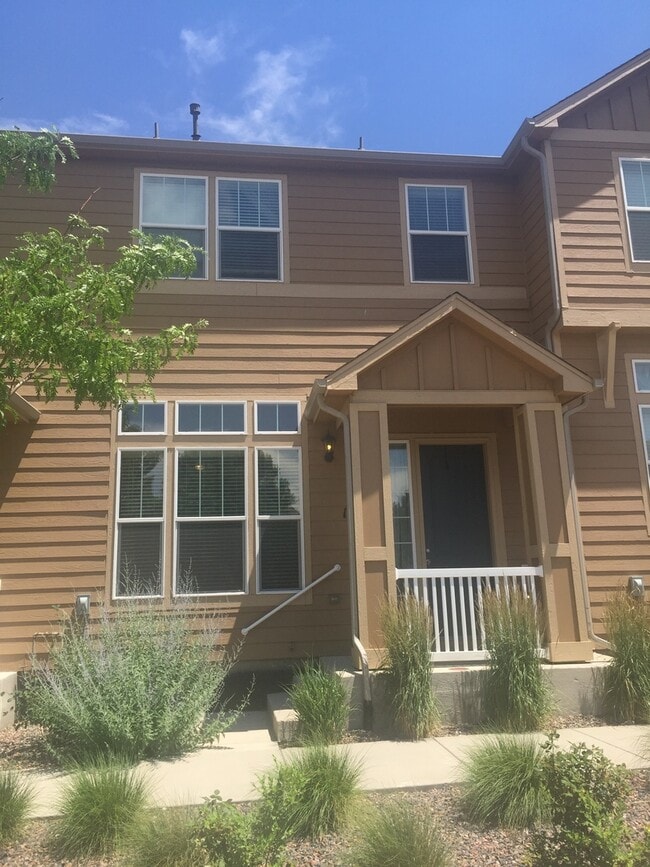 Primary Photo - 1417 Lamborn Way