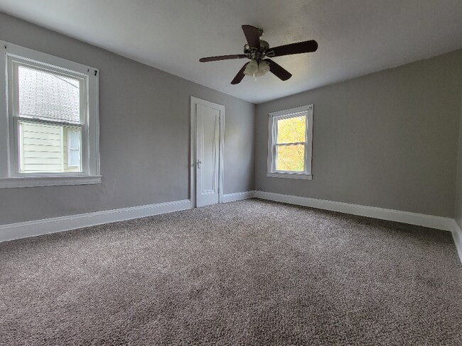 Building Photo - 5219 Vandalia Ave