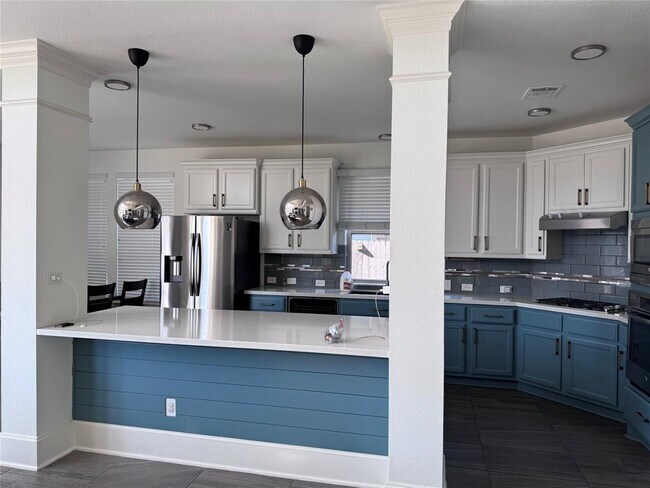 Building Photo - 109 Mindy Way