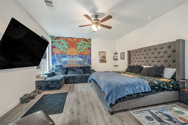 Building Photo - 6024 Beachview Ln