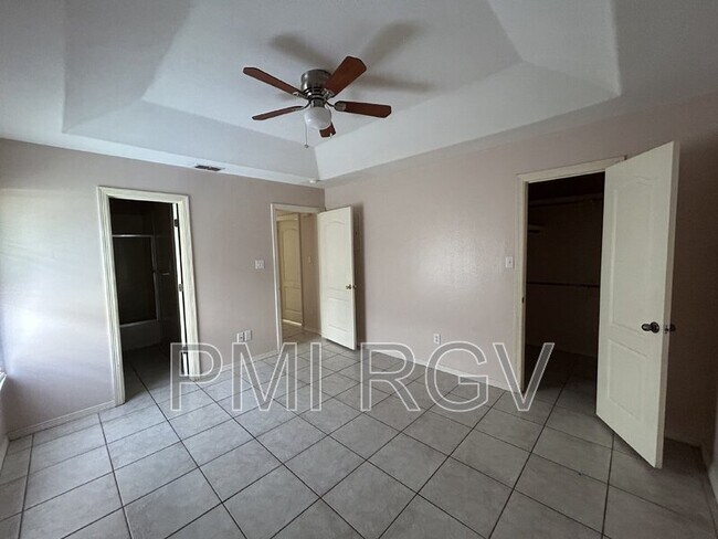 Building Photo - 1817 Tierra Dulce Dr