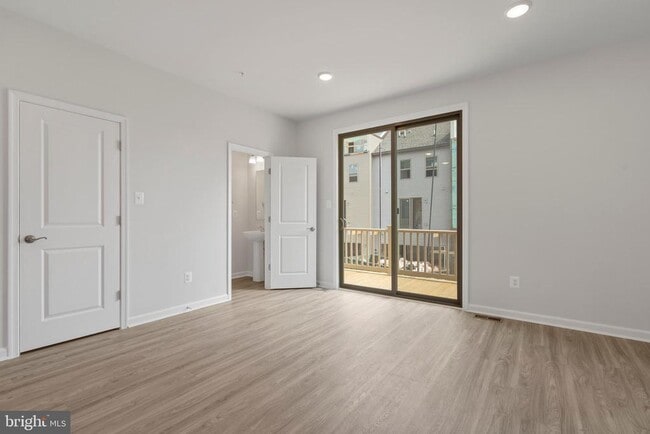 Building Photo - 12606 BRANCH HOLLOW Ln