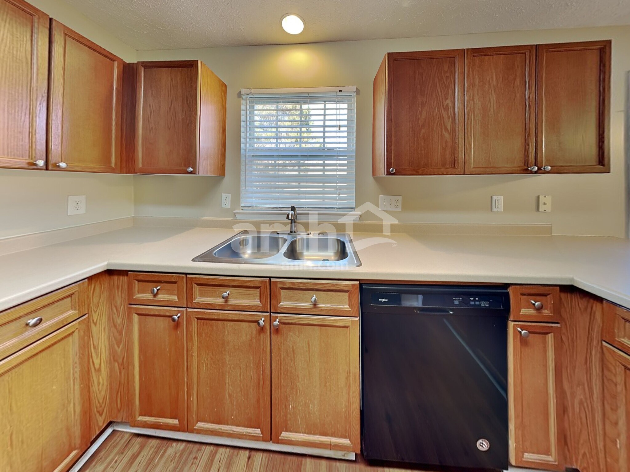 Building Photo - 2344 Hockett Dr