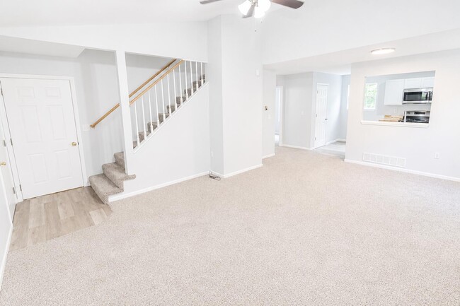Building Photo - 5318 Godas Cir