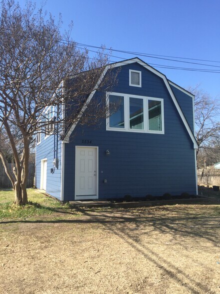 exterior view - 2534 Lipscomb St
