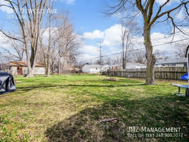 Building Photo - 649 Oswego Ave
