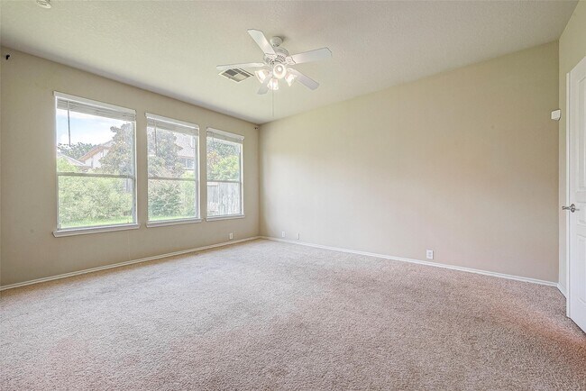 Building Photo - 10011 Terrance Springs Ln