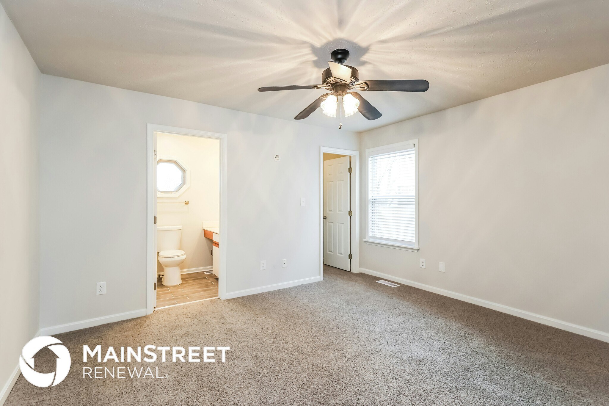 Building Photo - 5011 Cronin Dr