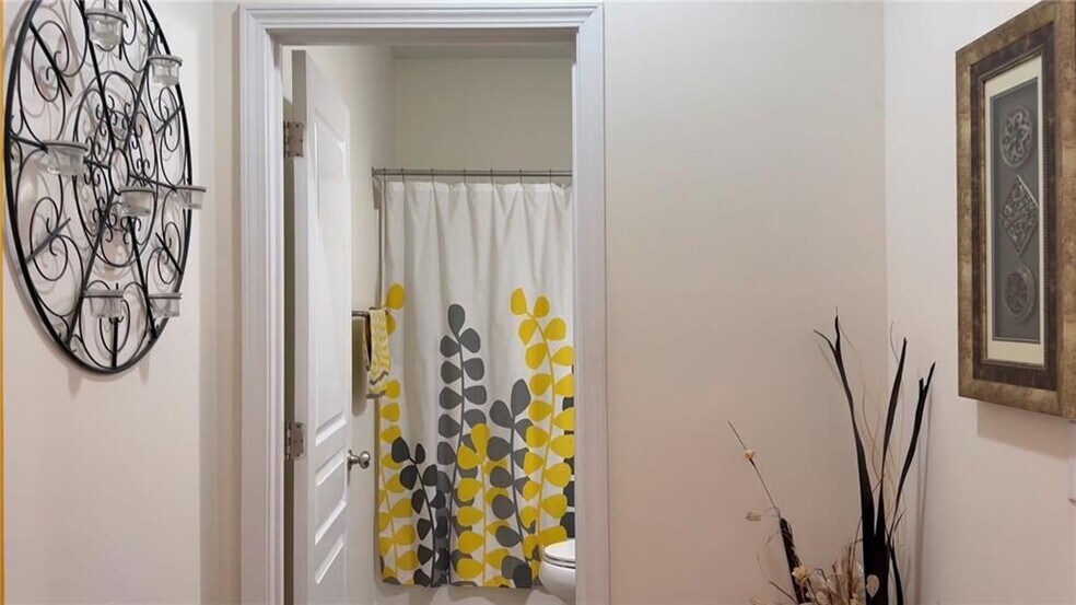 Building Photo - 6940 Rocking Horse Ln