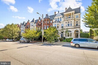 Building Photo - 2444 Eutaw Pl