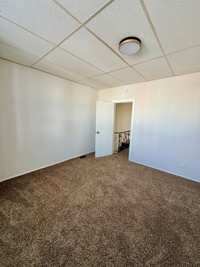 Building Photo - 2084 E Pacific St