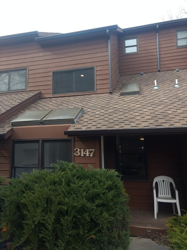 Primary Photo - Beautifully Updated Cattail Cove West - 3B...
