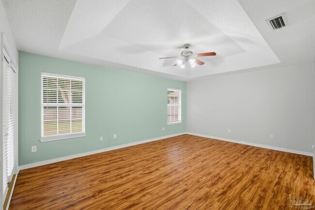 Building Photo - 4712 Thousand Oaks Blvd