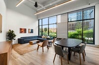 Building Photo - 853 W Blackhawk St