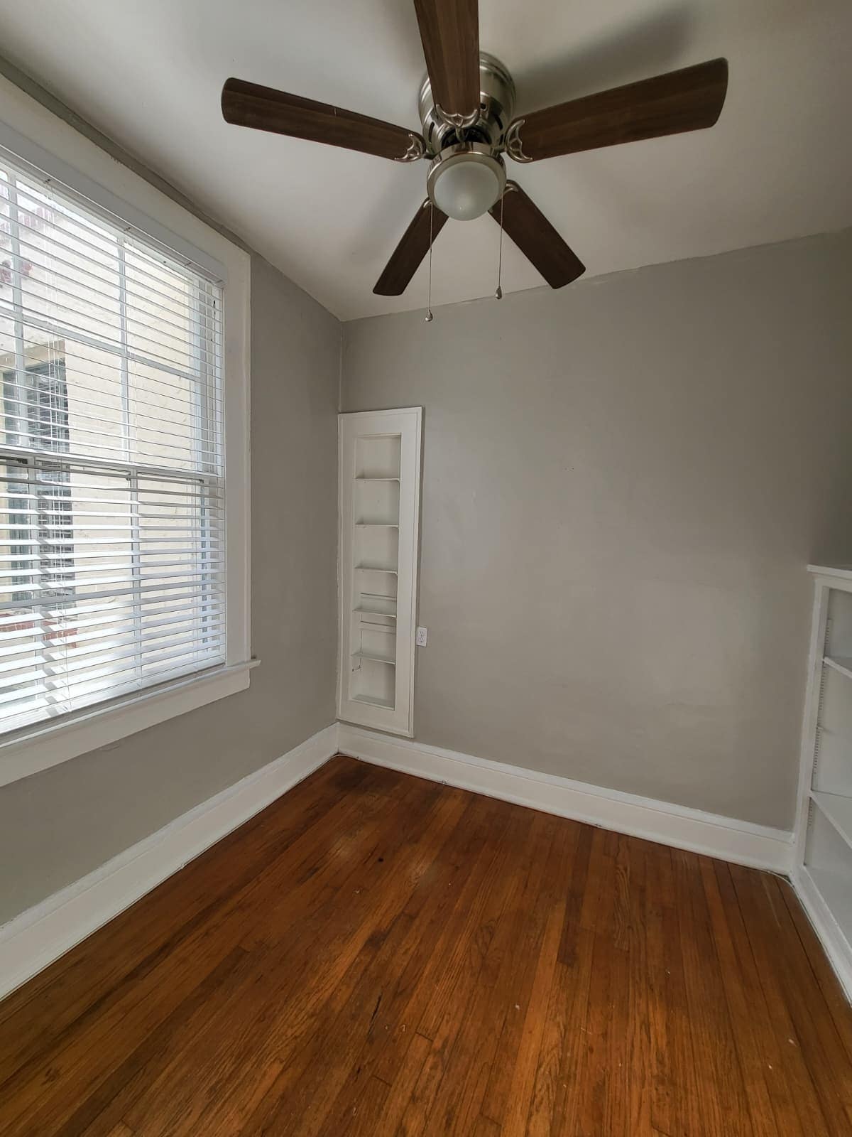 Building Photo - 1308 Willow Branch Ave