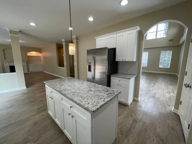 Building Photo - 4292 Rosehall Ct