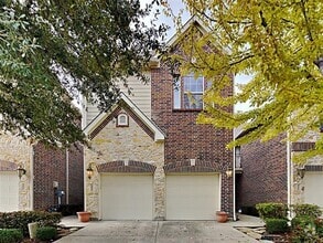 Building Photo - 2988 Sicily Way