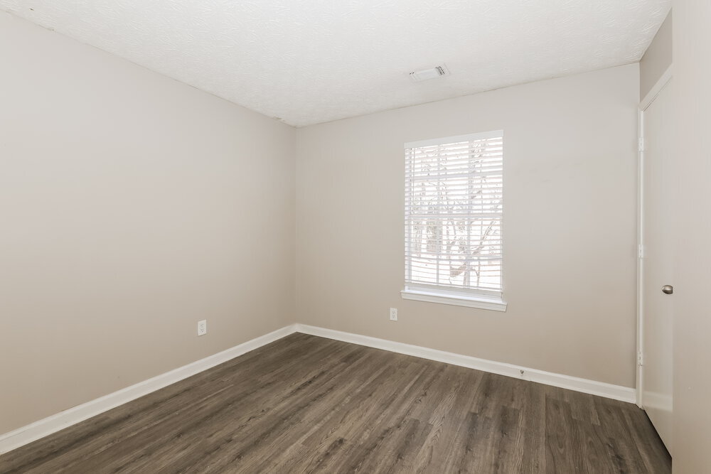 Building Photo - 1341 Birdsong Ln