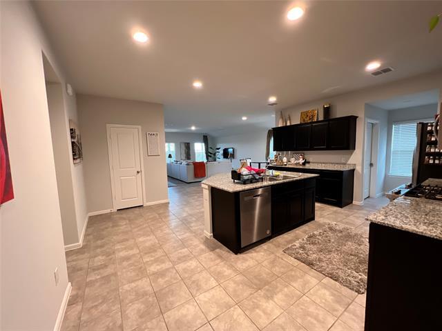 Building Photo - 3916 Ridgeway Ln