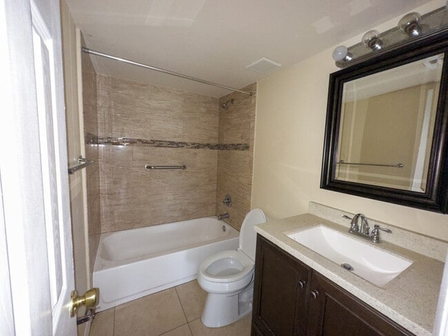 Building Photo - 34 S Ortman Dr