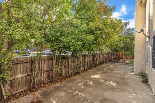 Building Photo - 9838 Brinzino Ct