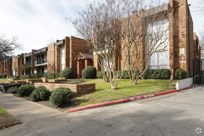 Somerset II - 4423 Cole Ave Dallas TX 75205 | Apartment Finder