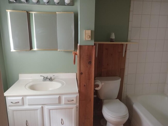 Building Photo - 1 bedroom in Billings MT 59101
