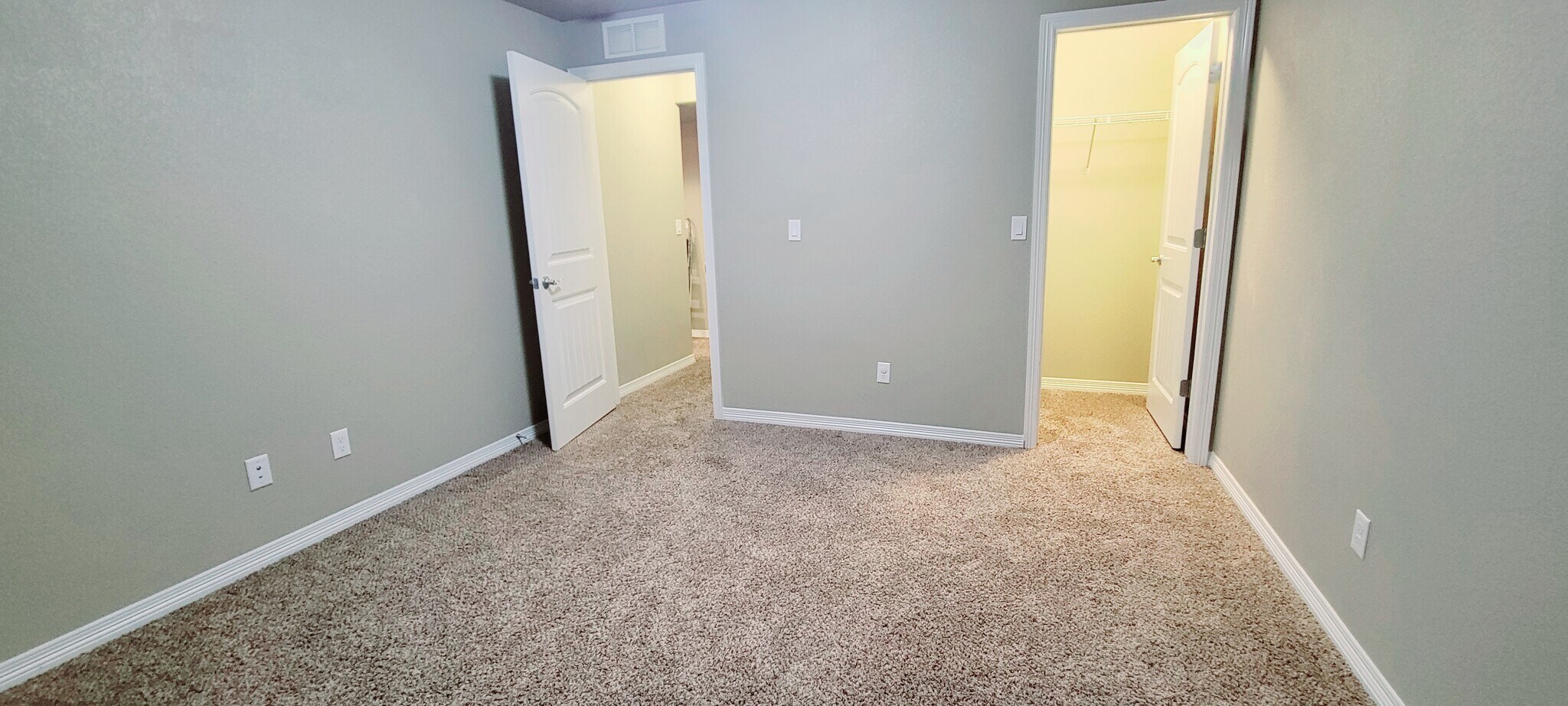 Building Photo - 6729 Kearsarge Dr