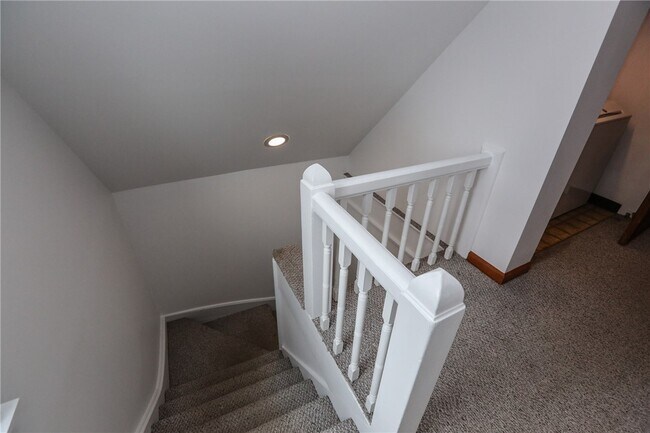 Building Photo - 11 Portsmouth Terrace