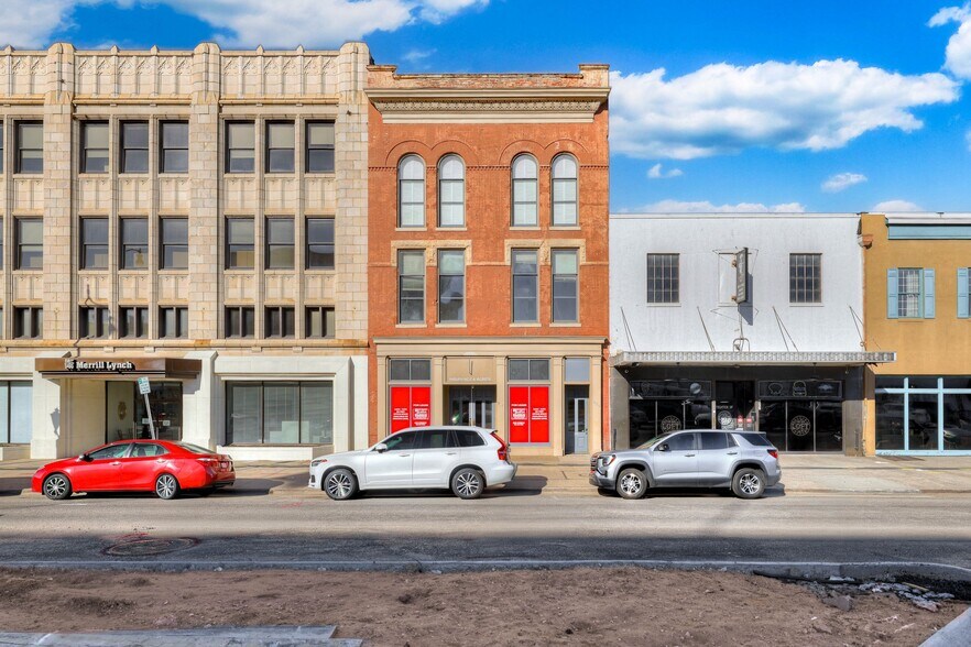 Building Photo - 929 Broad St