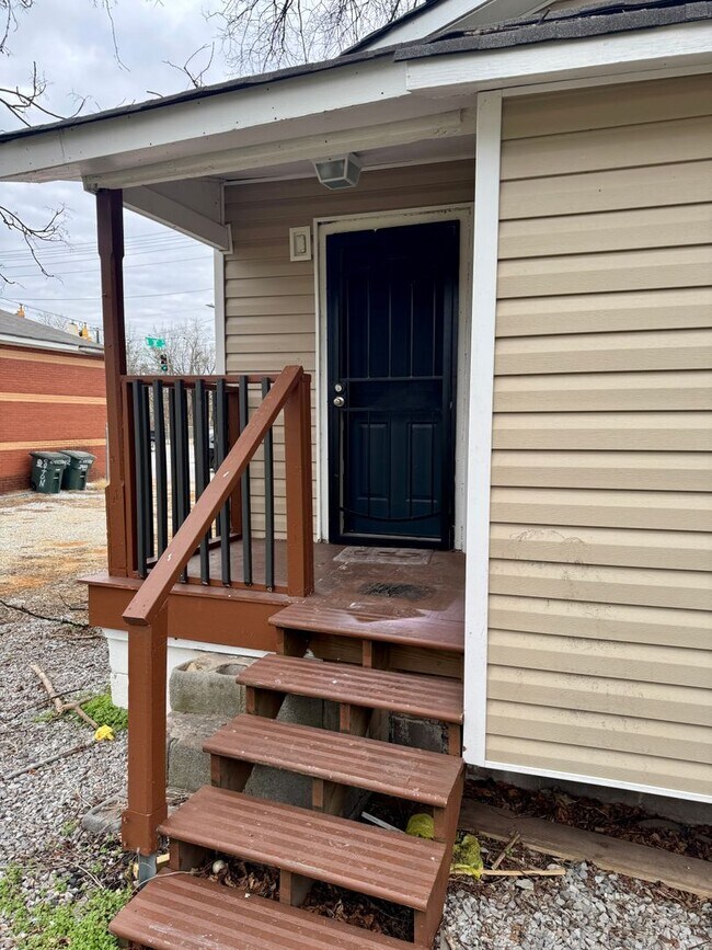 Building Photo - 3805 Alton Park Blvd