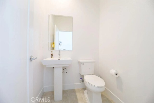 Building Photo - 110 Allusion