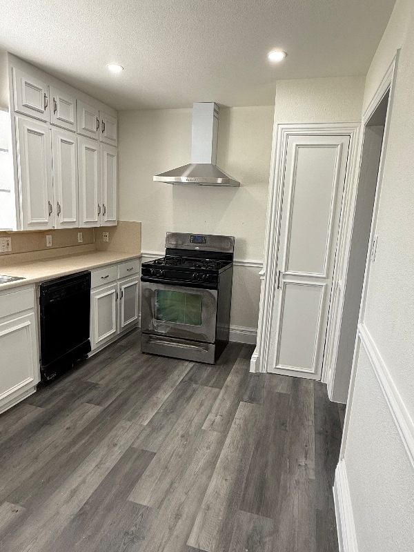 Building Photo - 116 W Park Row Dr