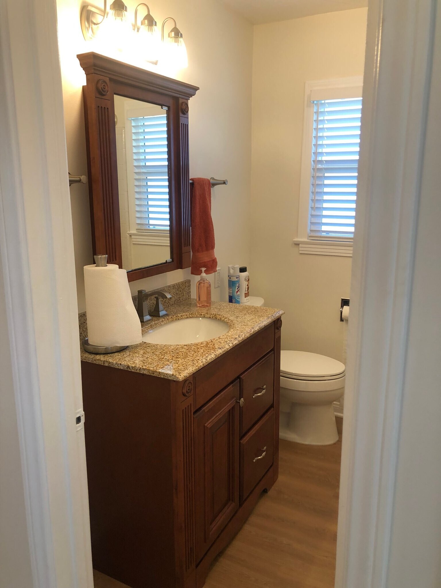 Building Photo - 10828 Montecito Dr