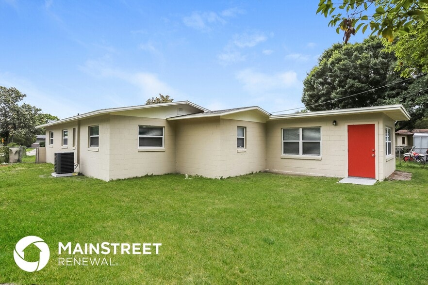 Building Photo - 470 Sunnyview Cir