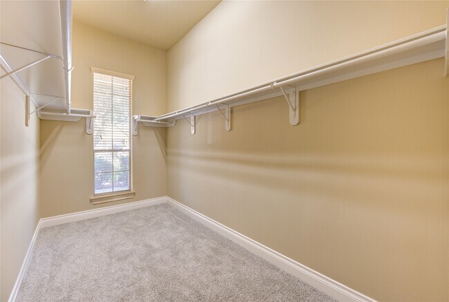 Building Photo - 5506 Garnet Grove Ct