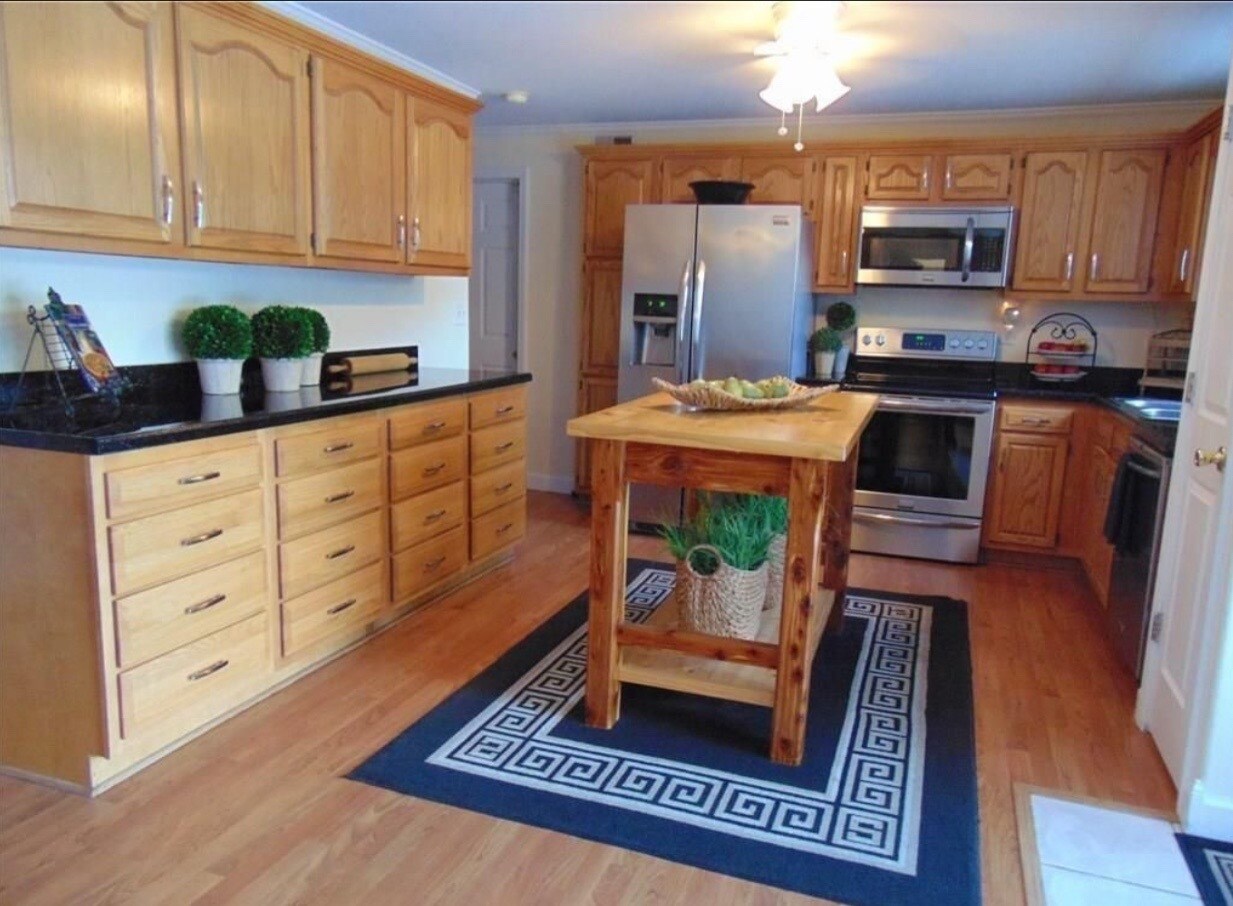 Building Photo - 2004 Utica Pike