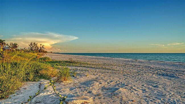 Building Photo - 5757 Gulf of Mexico Dr