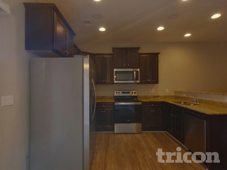 Building Photo - 112 Dawsons Park Cir