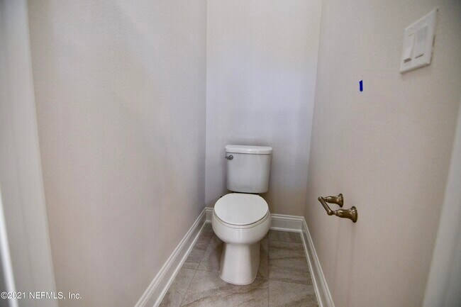 Building Photo - 538 Vista Lake Cir