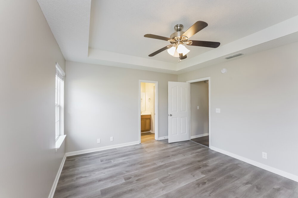 Building Photo - 1547 St Andrews Dr